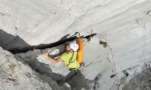 Escalada deportiva en Rodellar. Sierra de Guara Pirineo